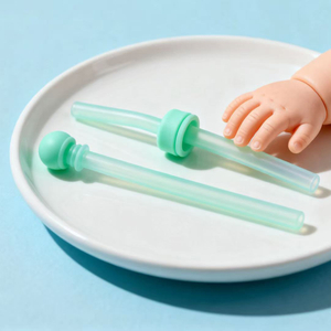Baby feeding silicone straw assists babies to ingest fluid supplemental food safely and conveniently